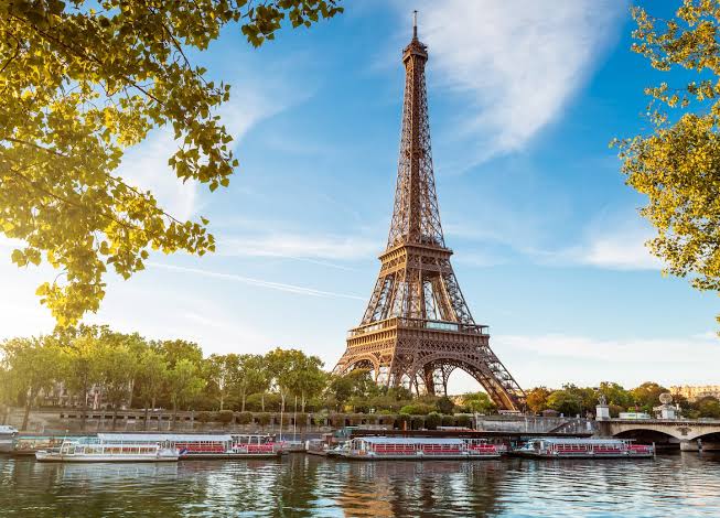 Paris France vacation package — Eiffel Tower, Paris